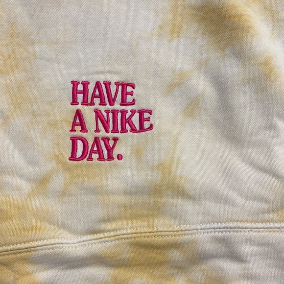 Nike sweatshirt - Picture 4 of 4